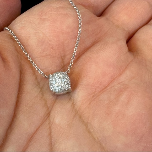 Tiffany & Co. | Sugar Stack White Gold & Diamond Pendant Necklace - Picture 5 of 11